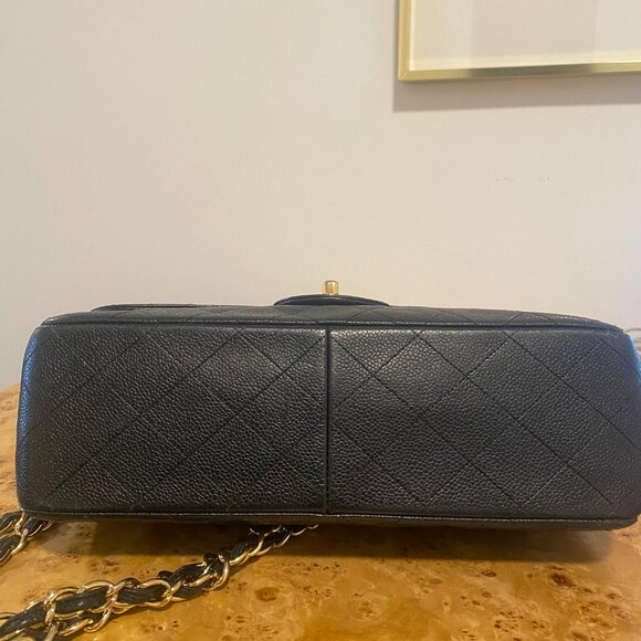 Chanel Jumbo Classic Double Flap (Black Caviar) - Picture 5 of 13